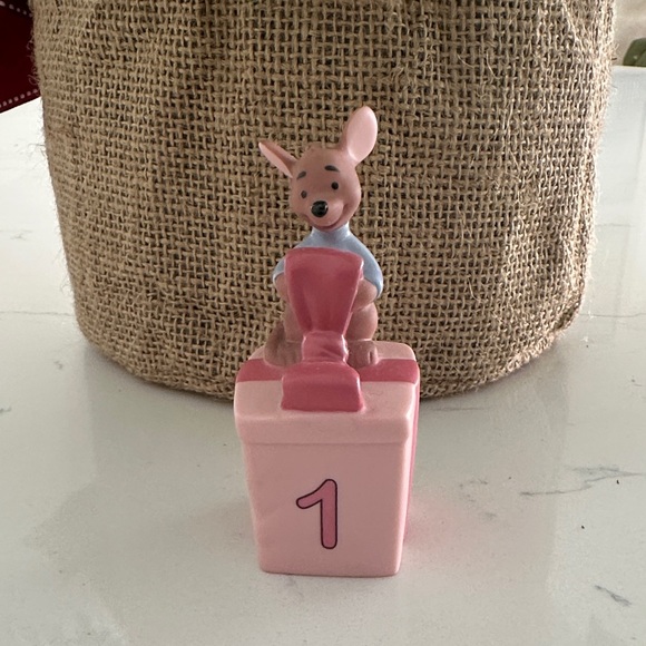 Disney Other - Pooh and Friends "One Is For Your Loving Heart" baby Roo figurine